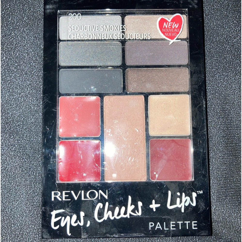Revlon Cheeks, Lips, Eyes Pallet